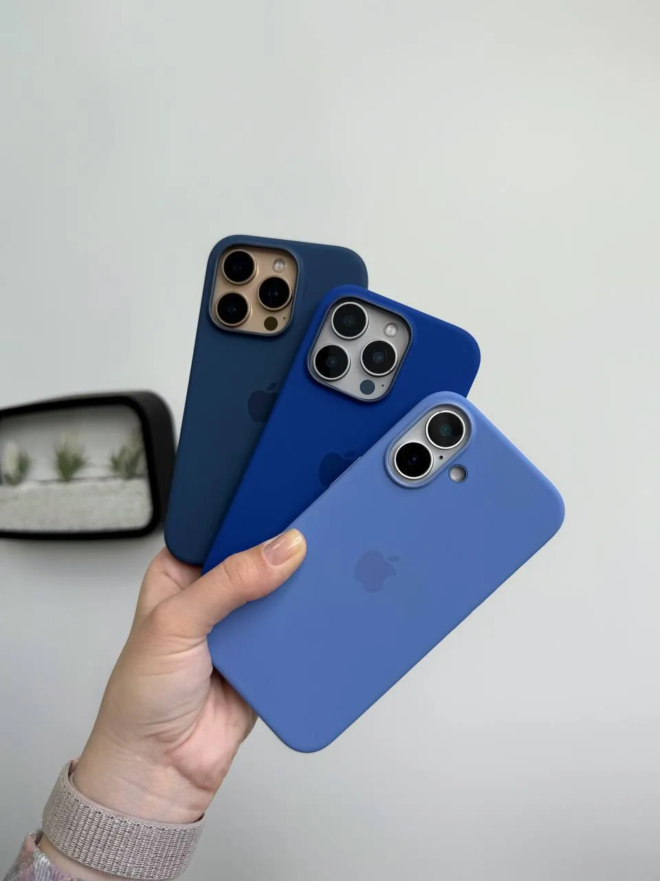 Чохол силіконовий Silicone case with MagSafe 1:1 for iPhone 16 Pro - Зображення 5