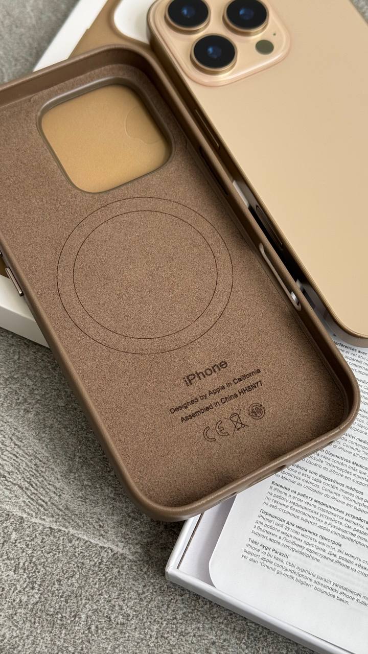 Чохол шкіряний Leather case with MagSafe for iPhone 16 Pro 1:1 - Зображення 4